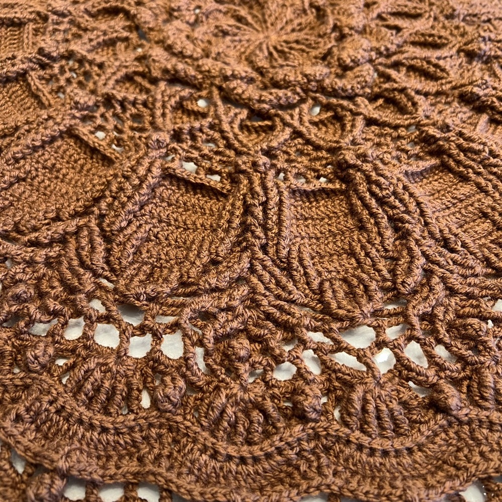 Hand crocheted round area rug 30”